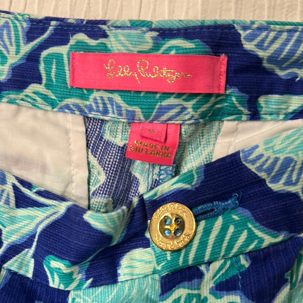 Lilly Pulitzer High Waist Green and Blue Floral Shorts - Picture 2 of 4